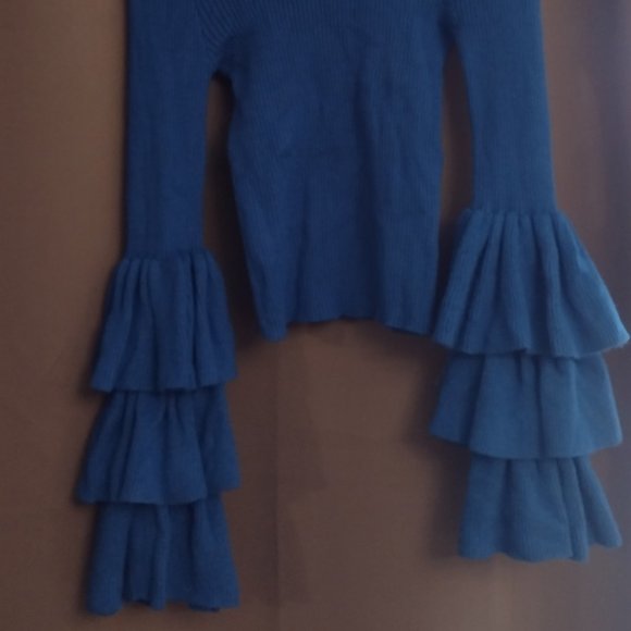 Forever 21 Blue Sweater - Size M - Picture 3 of 6